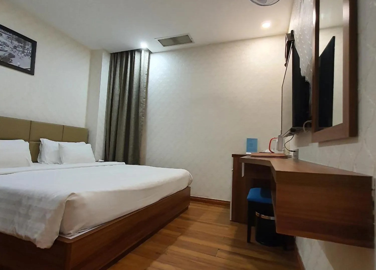 ***  A25 Hotel - 29 Le Thi Hong Gam Ho Chi Minh City Vietnam